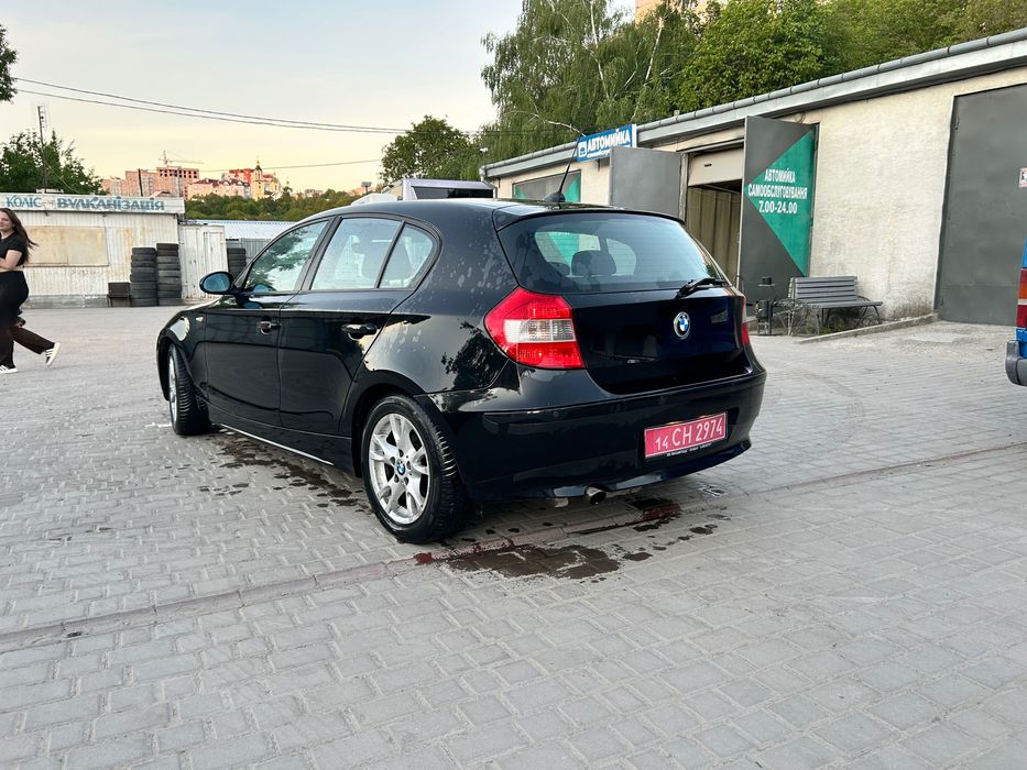 BMW 116i бензин.