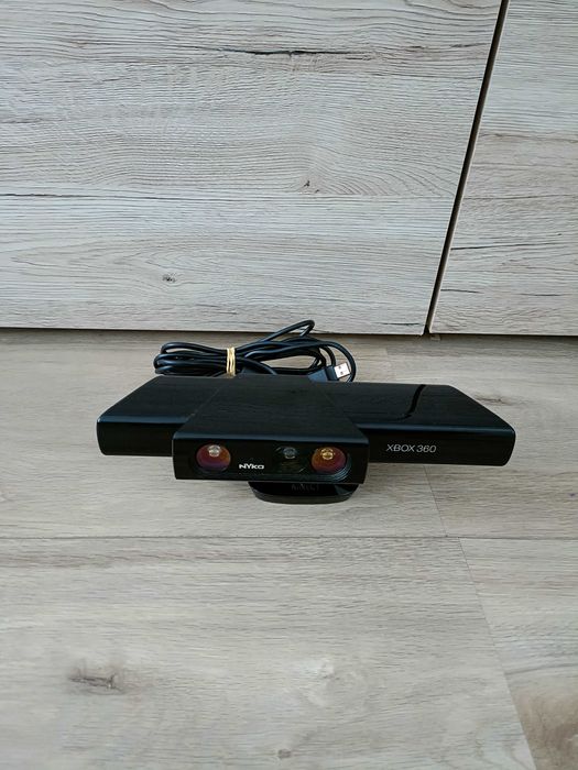 Zestaw Kinect Xbox 360 + nakładka zoom NYKO / sensor ruchu Xbox360