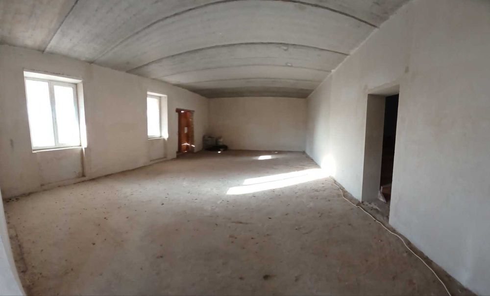 Крушинка буд. 373м.кв. + гараж 58м.кв. 20 соток ПОРУЧ З ОЗЕРОМ