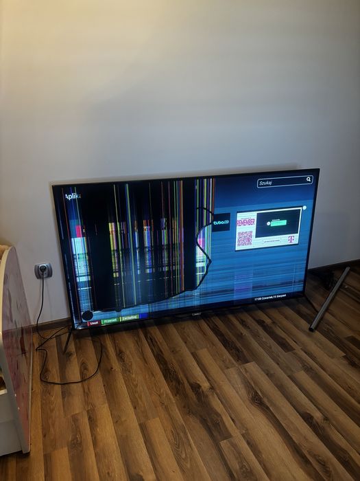 Philips 65” uszkodzony