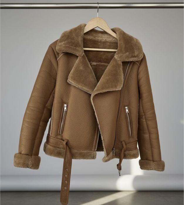 Продам стильну дублянку в ( розмірі л)