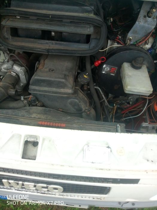 Івеко дейлі вантажний