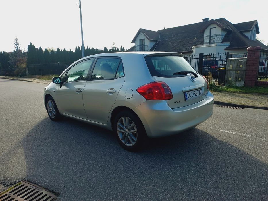 TOYOTA AURIS 1.4 D4D Stan bardzo dobry