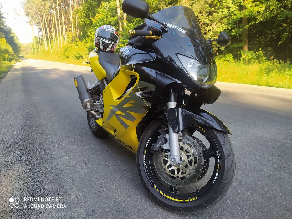 Honda CBR 600 F4