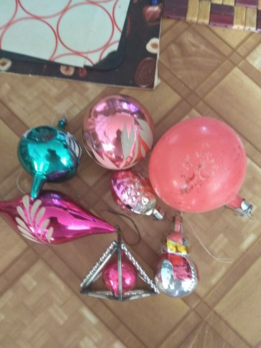 Продам   новые статуэтки Лошадкиигрушки