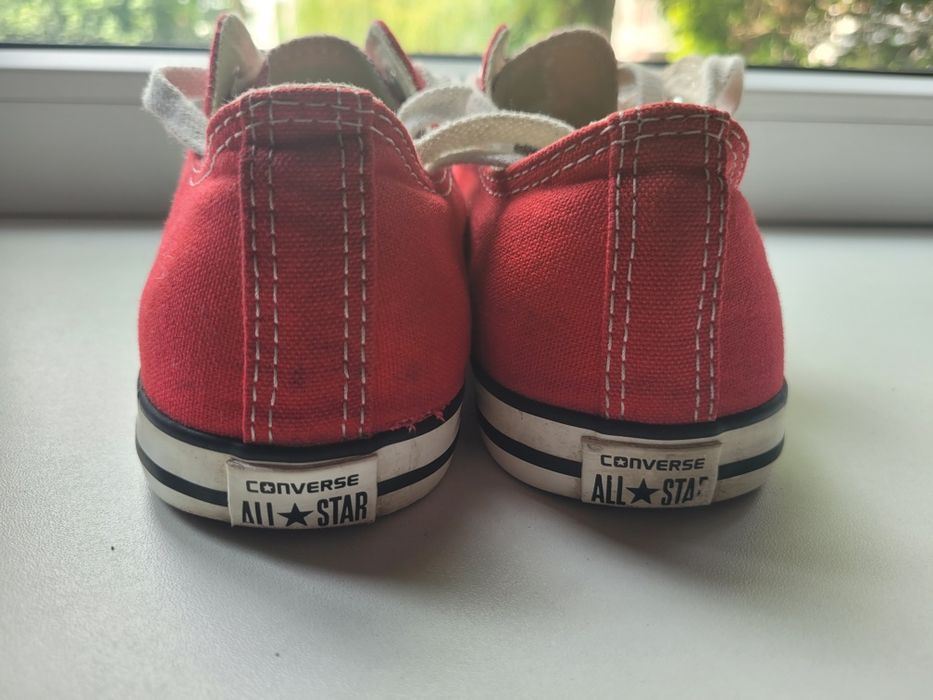 Czerwone Converse r. 38