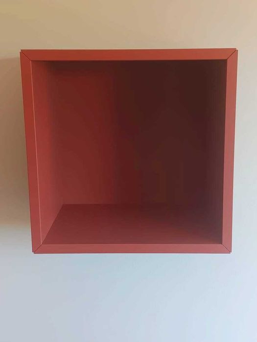 Estante/Módulo de parede 8€