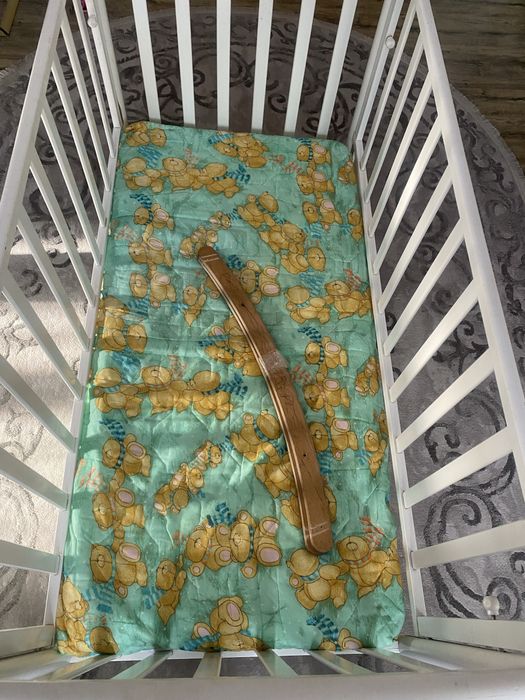 Продам дуже дешево дитяче ліжечко