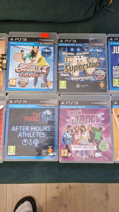 PlayStation 3 Slim (model CECH-3004B) + move + gry