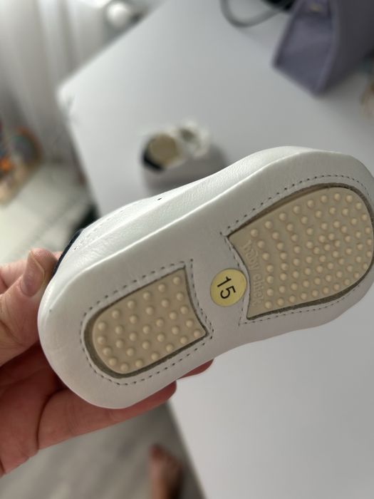 Кеди для немовлят та інше взуття