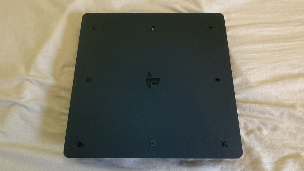 Playstation 4 Slim 500gb (opis)