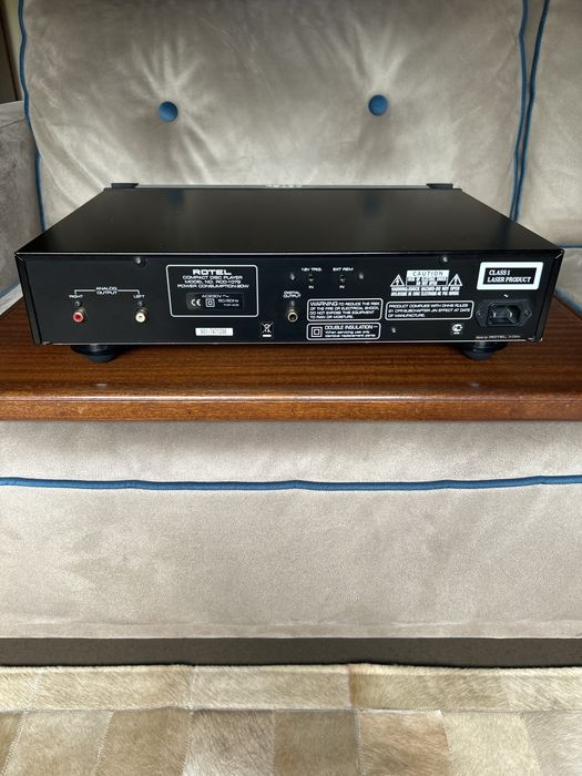 Leitor de CD ROTEL RCD-1072