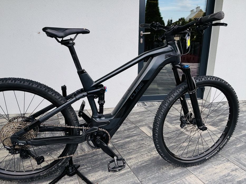 Elektryczny Cube Stereo Hybrid 120 Race, Bosch CX, zawieszenie FOX