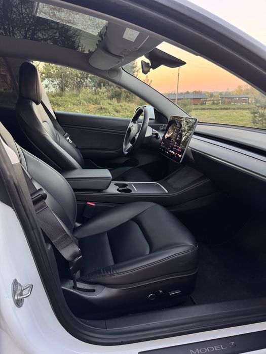 Тесла м3/Tesla m3