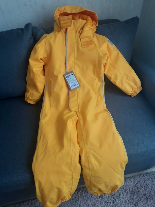 новий дитячий комбінезон