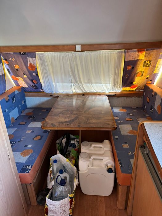 Vendo a caravana Pluma 450