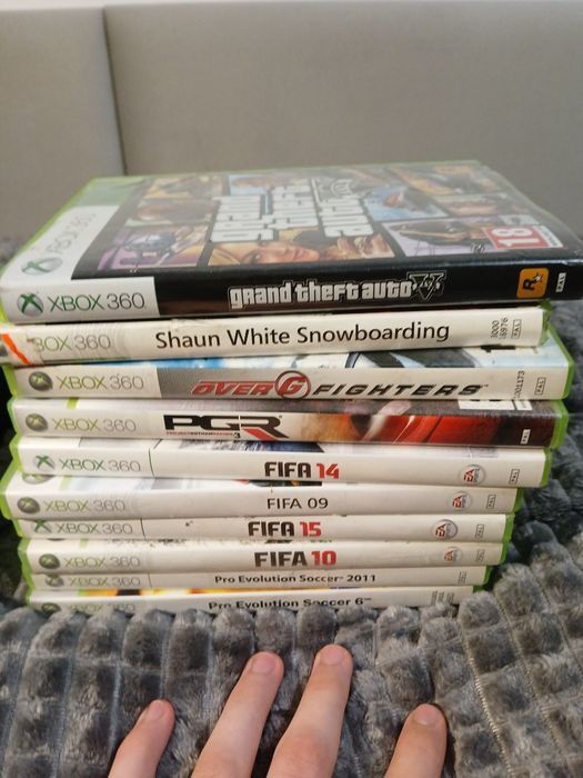 Xbox 360 E + 9 gier