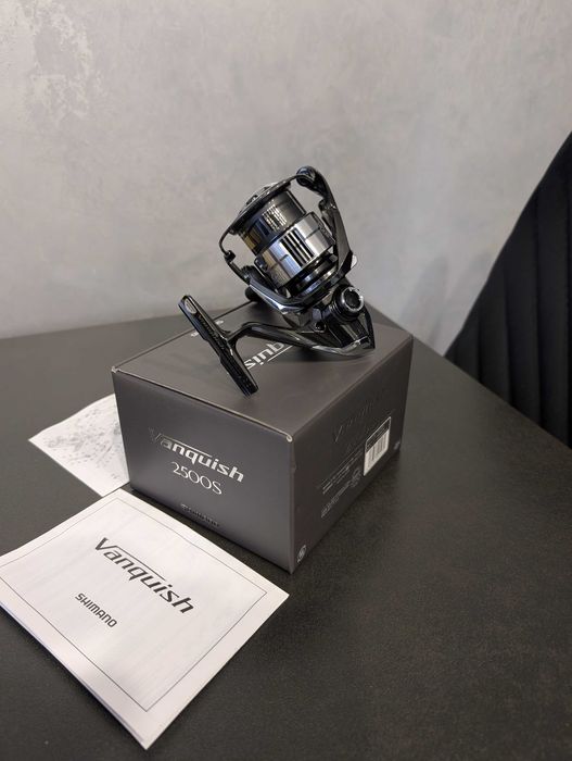 Котушка Shimano 23 Vanquish 2500s