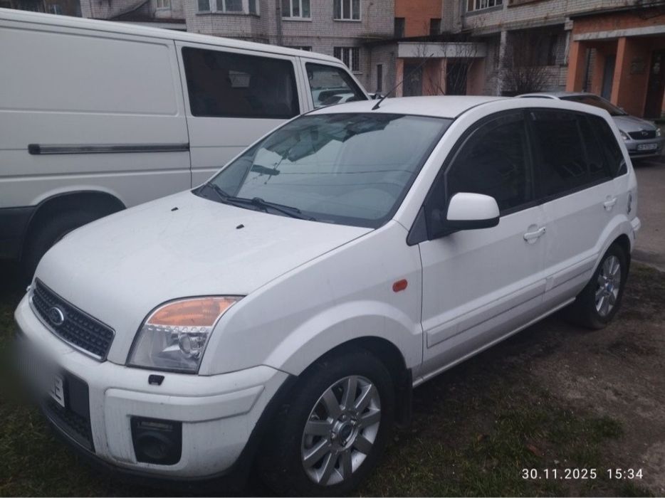 Ford Fusion 2011 року (Форд Фьюжен)