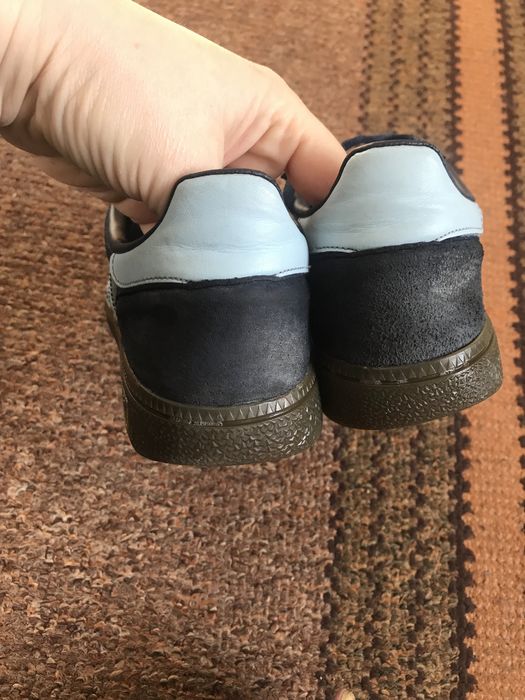 Кроссовки adidas spezial