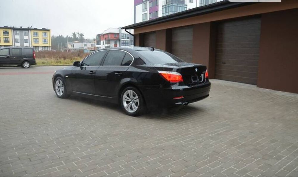 BMW 528i хорошее состояние