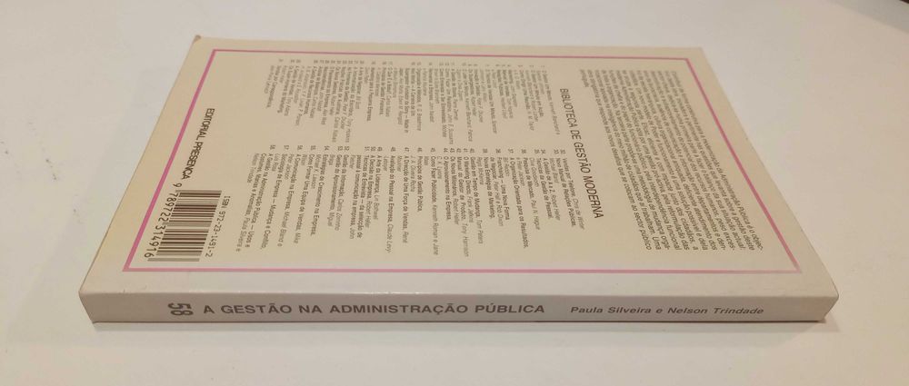 A gestão na Administração Pública de Paula Silveira e Nelson Trindade