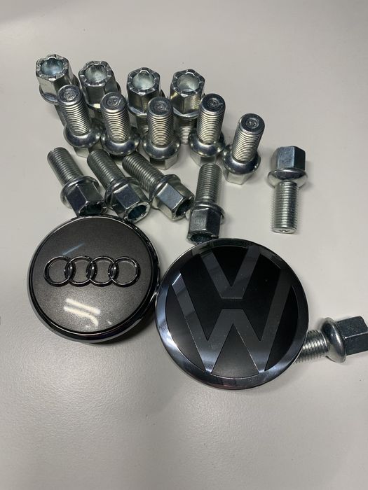 Болт колісний для VW AUDI SKODA SEAT 14 x 1,5 сфера під литі диски OE