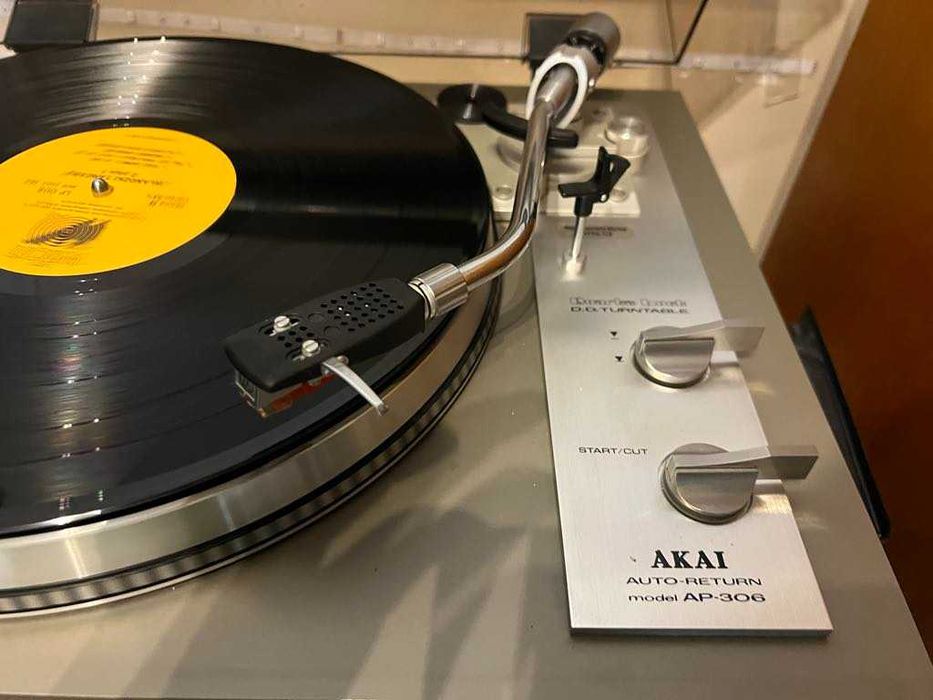 Akai Ap306 gramofon stan idealny