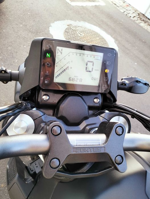 Zontes GK 125cc com extras.