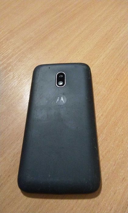 Продам телефон Моторола