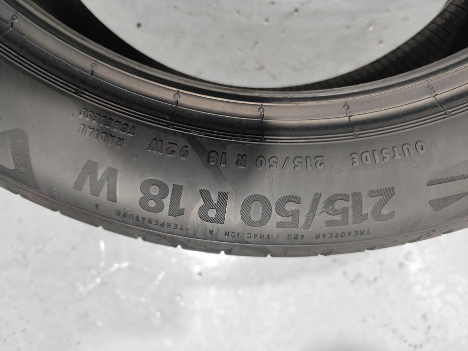 2 pneus semi novos 215-50R18 Continental - Oferta dos Portes