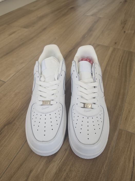 Nike air force 1 białe supreme okazja