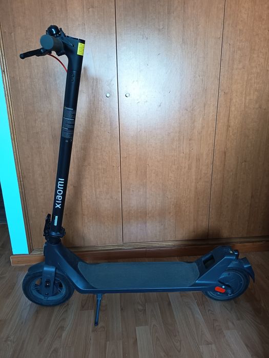 Xiaomi Electric Scooter 4 Lite 2nd Gen – Bom Estado