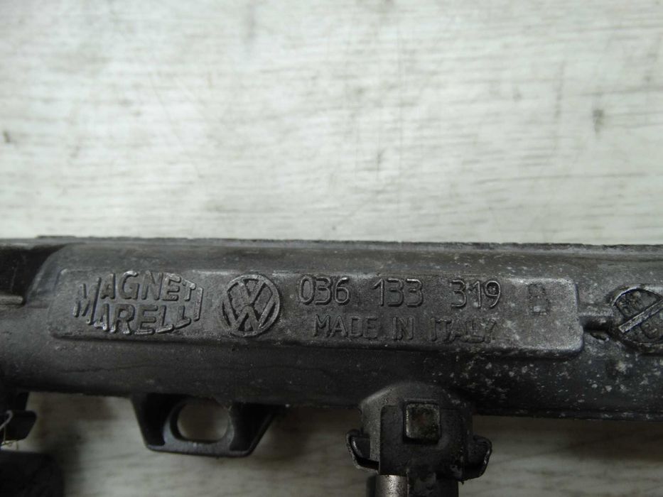 Б/в Паливна рейка з форсунками VW Golf IV / Polo 1.4 16V –  036133319