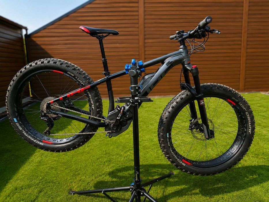 Rower elektryczny CUBE Nutrail Hybrid 500 | Bosch Performance CX | XT | Magura MT5 | FAT BIKE 4.0 | M 17" ebike