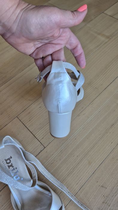 Buty ślubne Brilu, NOWE, 37, ecru z delikatnym połyskiem