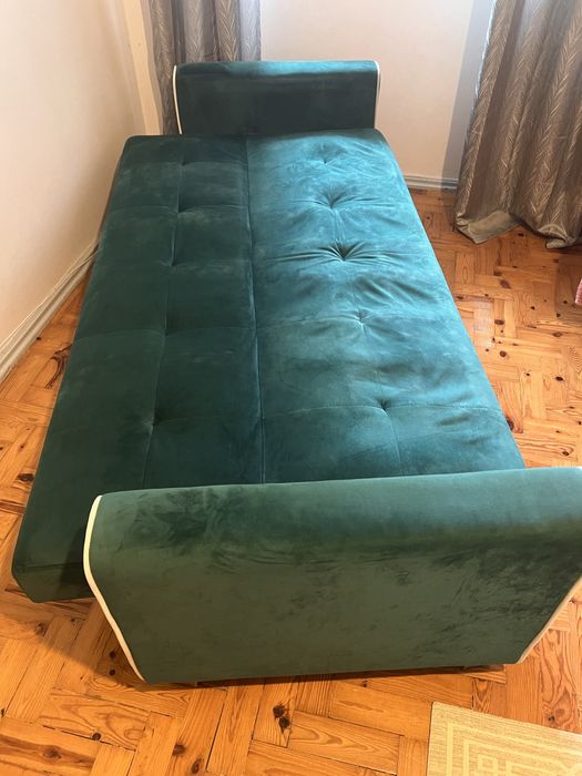 Sofá verde-esmeralda