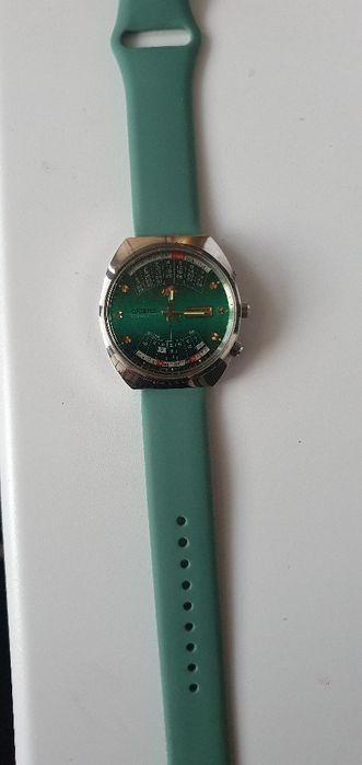 Годинник Orient коледж