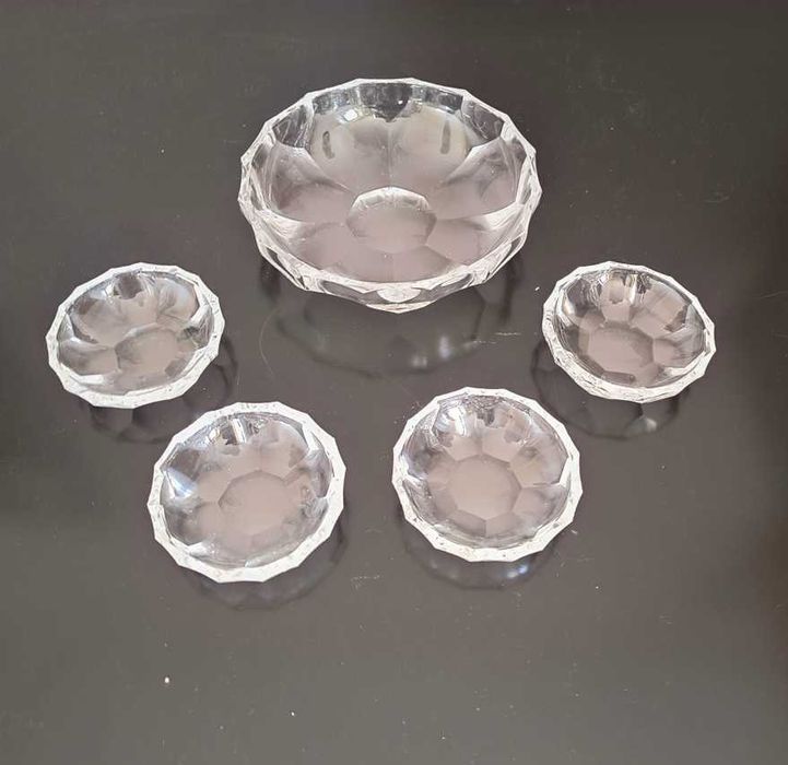 Wintage. Pięć kryształowych dużych salaterek - PRL