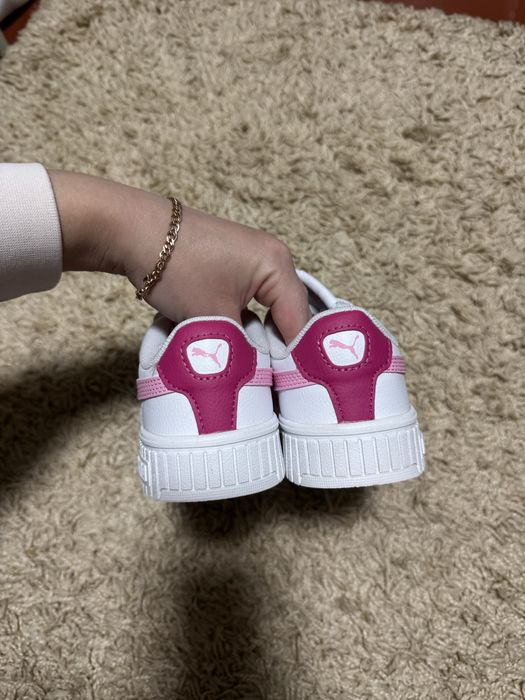 Кросівки Puma Carina 2.0 розмір 32 для дівчинки