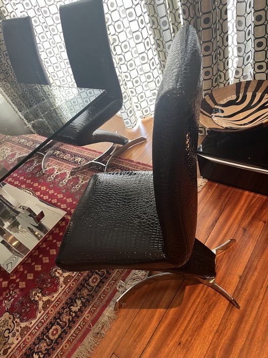 Conjunto mesa de jantar em vidro 180x90 com 6 cadeiras