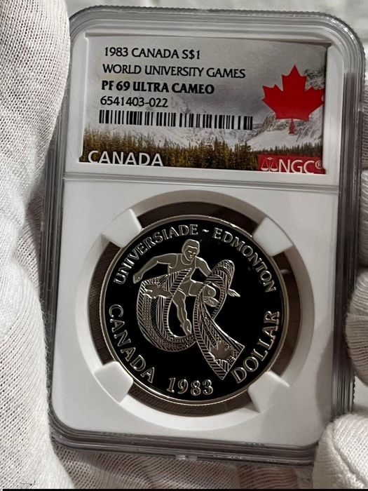 Долар 1983р. Канада, Xll Універсіада в Едмонтоні. СРІБЛО. СЛАБ.