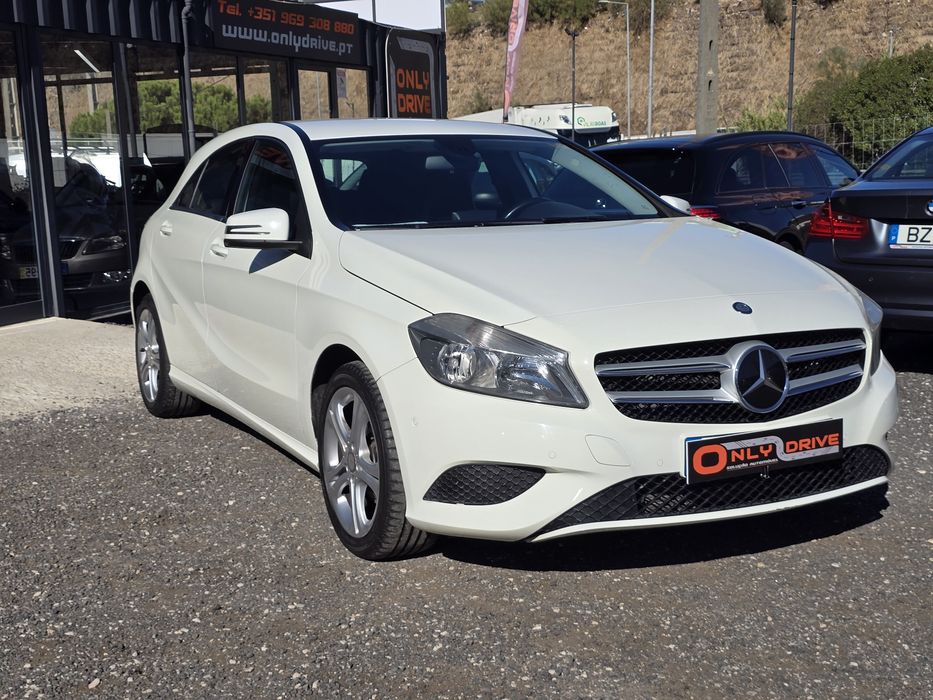 Mercedes A180 cdi Urban , ano 2013 , EXCELENTE ESTADO!