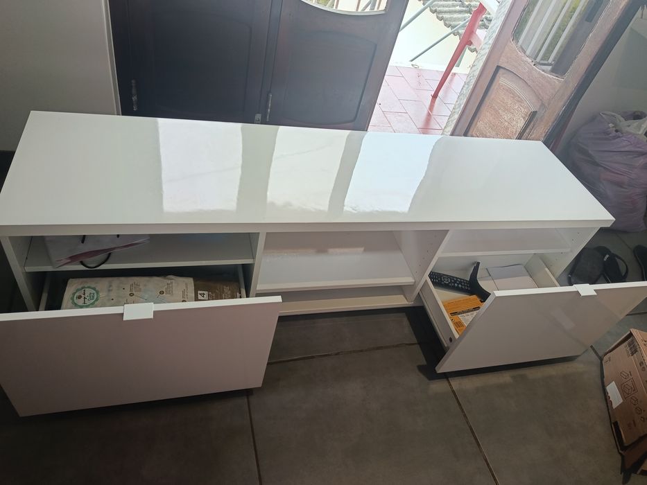 Estante moderna  para TV