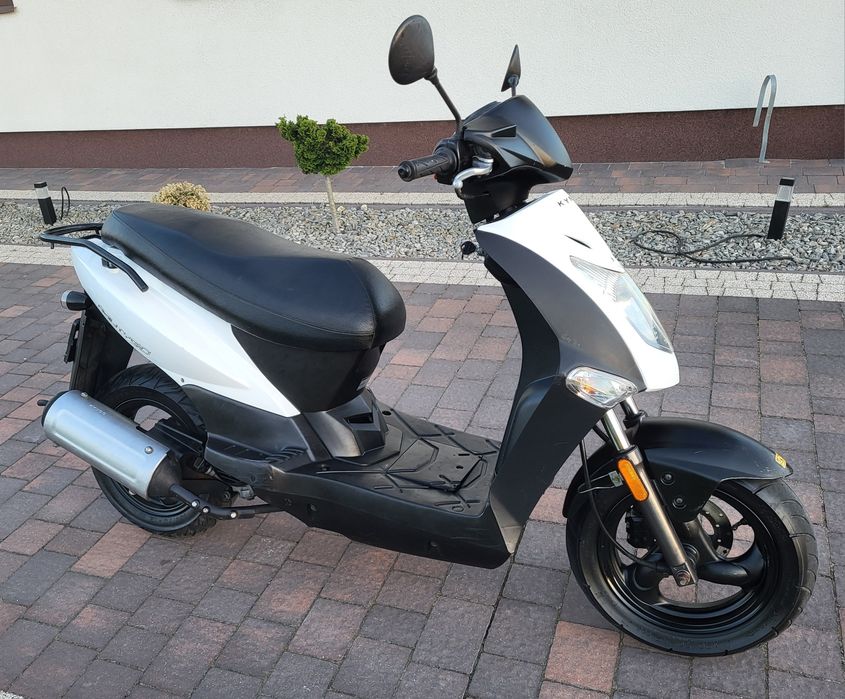 Skuter Kymco Agility 50.