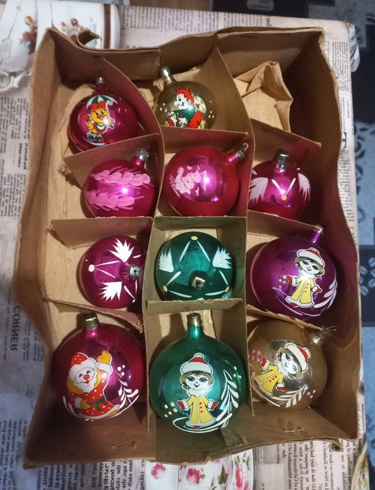 Ялинкові іграшки, раритет, скляні кульки 11 штук