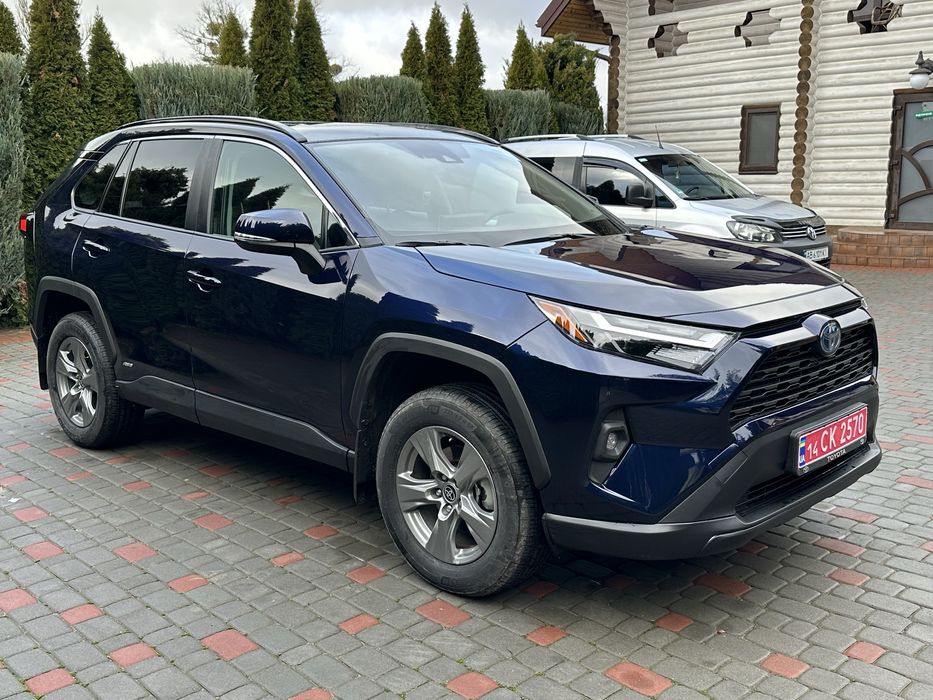 Toyota rav4 hybrid 2024