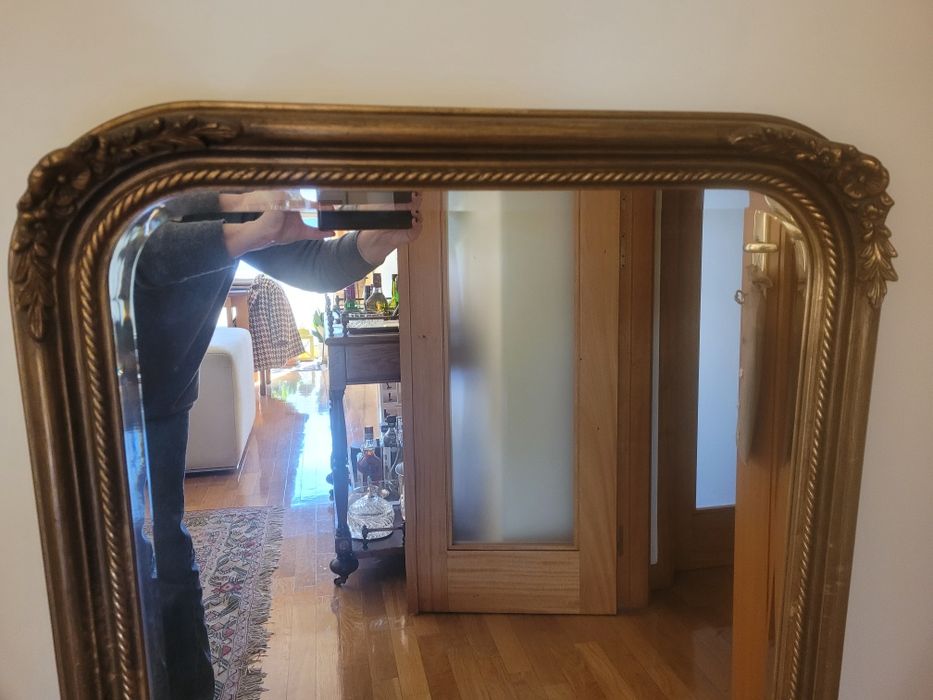 Espelho vintage em talha dourada