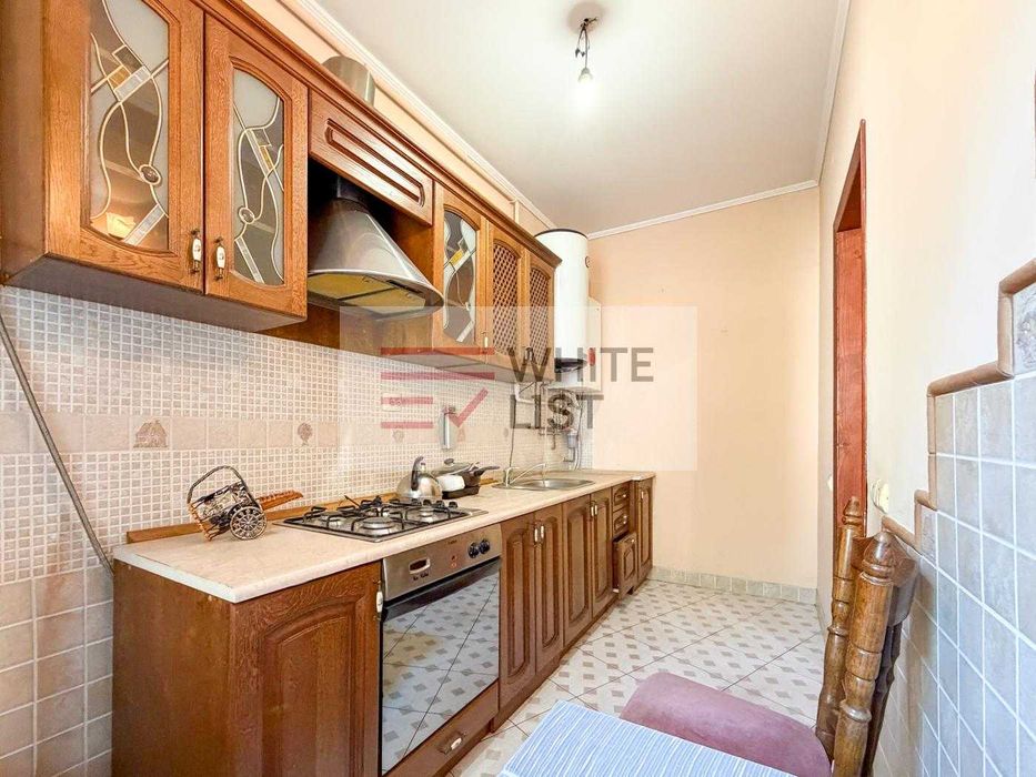Продаж будинку вул. Ярошинська, 269м2