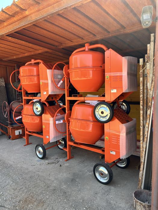 Betoneira eléctrica ou Gasoleo